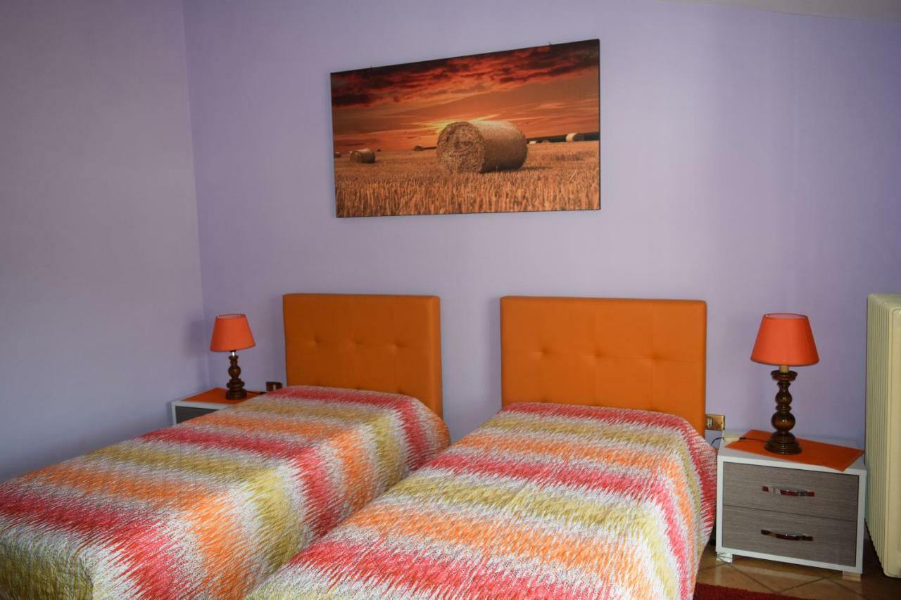 카세르타 Amici Di Hackert B&B 외부 사진