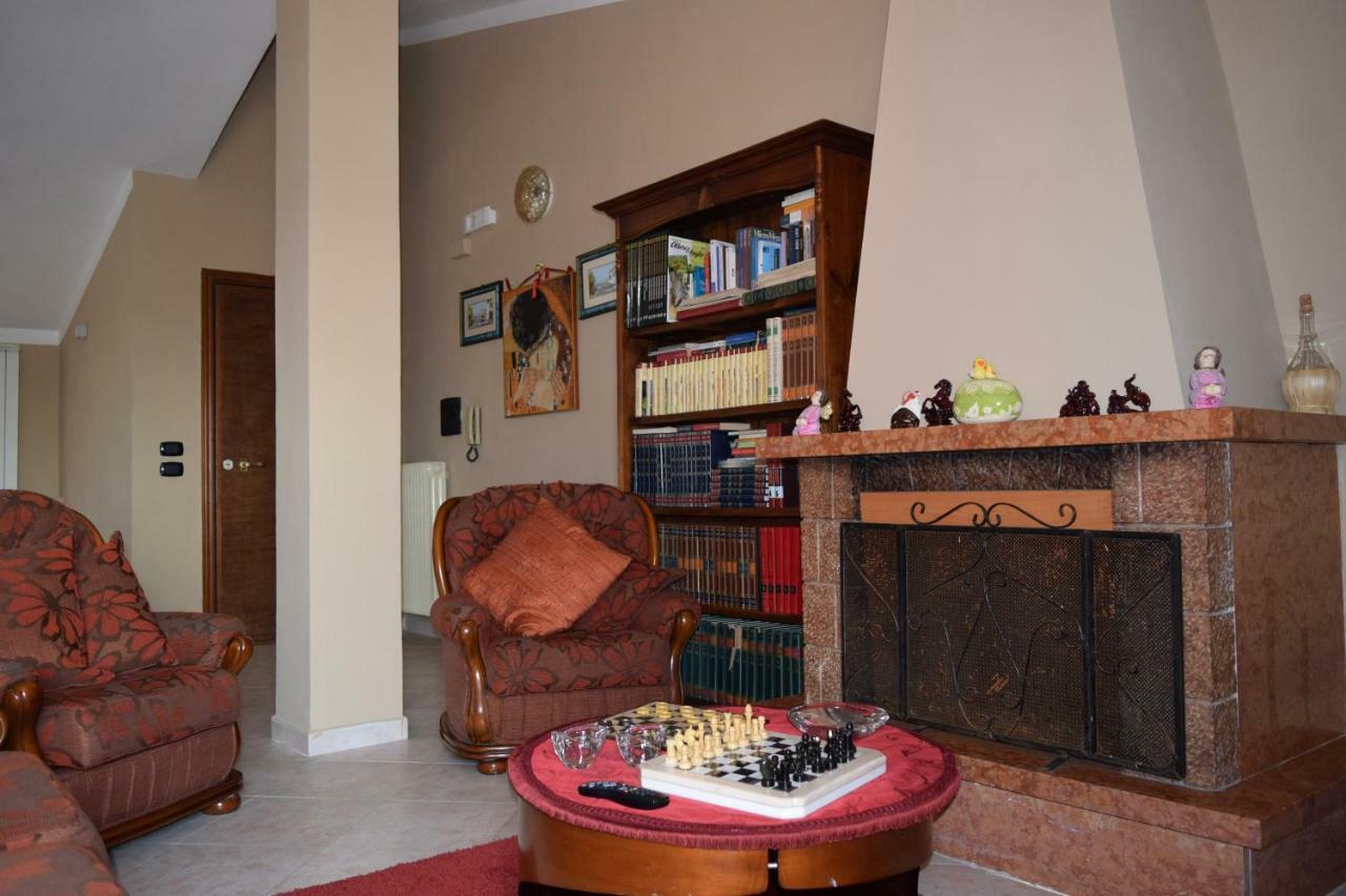 카세르타 Amici Di Hackert B&B 외부 사진