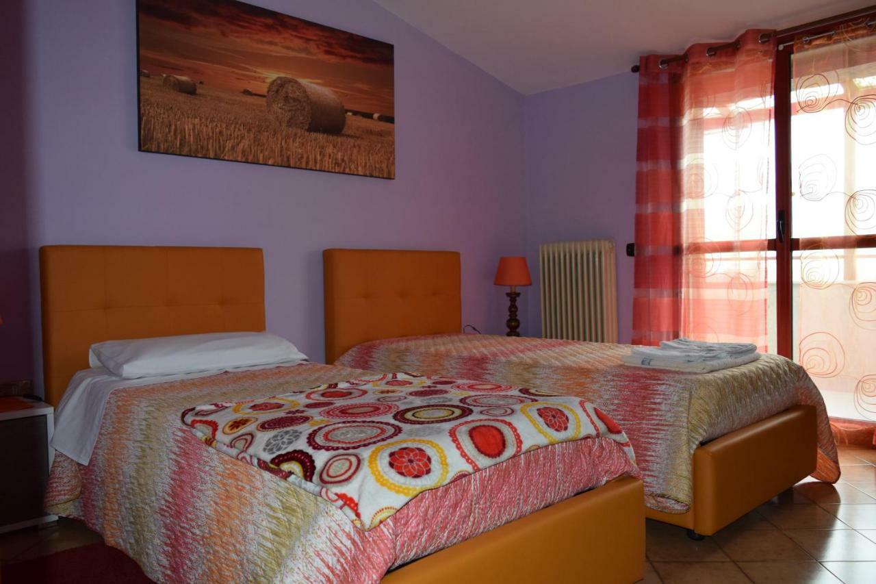 카세르타 Amici Di Hackert B&B 외부 사진