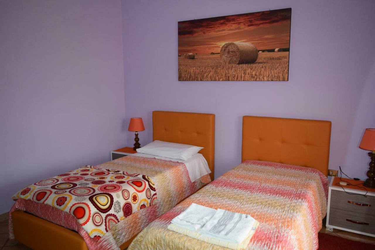 카세르타 Amici Di Hackert B&B 외부 사진