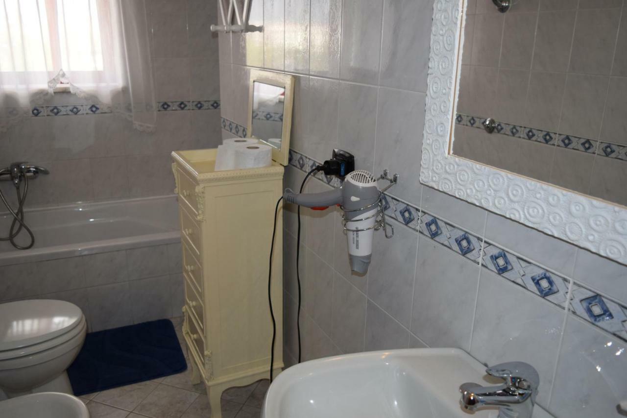 카세르타 Amici Di Hackert B&B 외부 사진