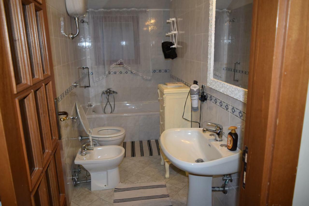 카세르타 Amici Di Hackert B&B 외부 사진