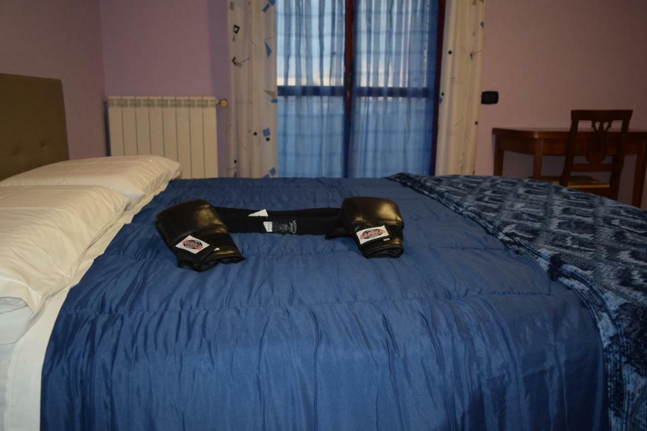 카세르타 Amici Di Hackert B&B 외부 사진