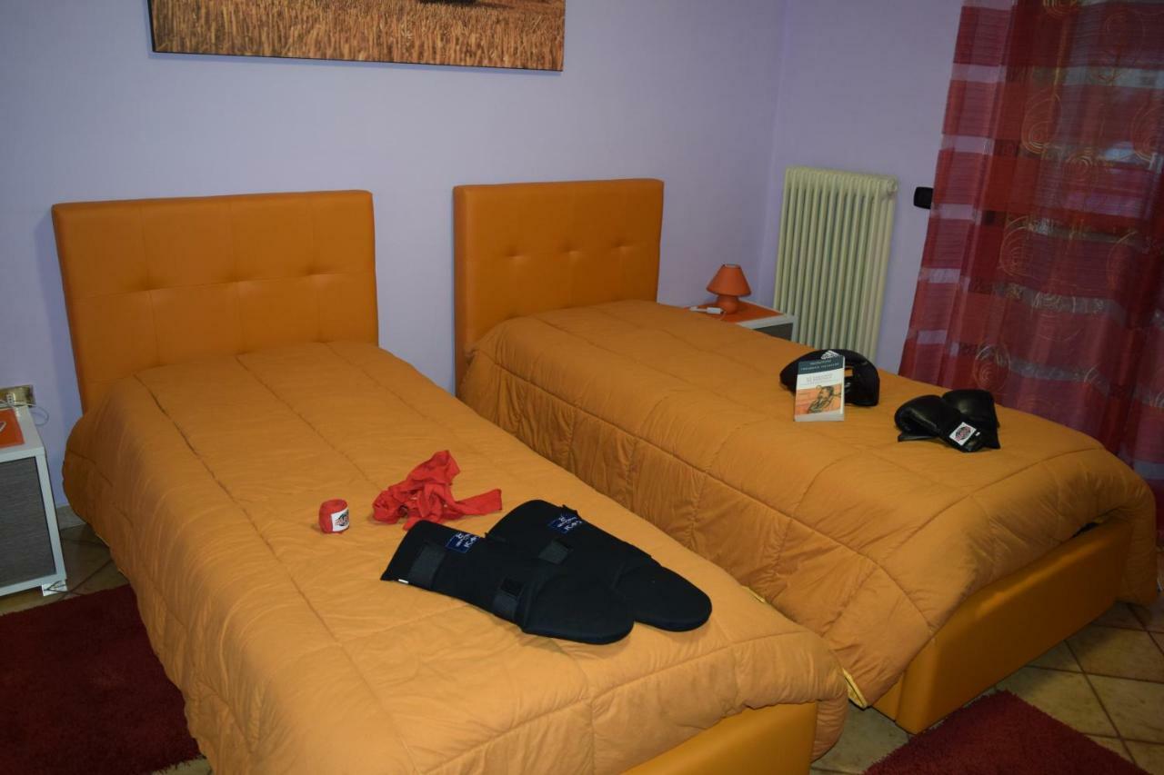 카세르타 Amici Di Hackert B&B 외부 사진